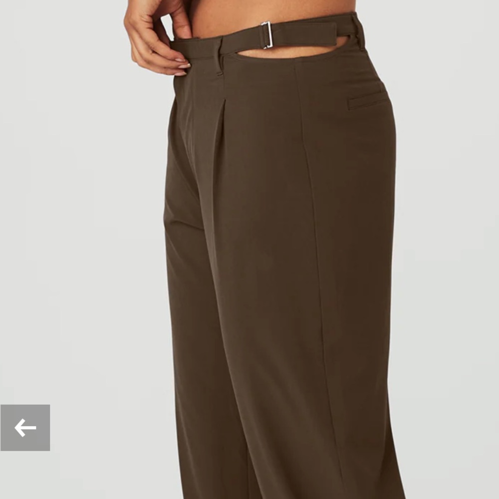 Ali Mid-Rise Showdown Brown Trouser